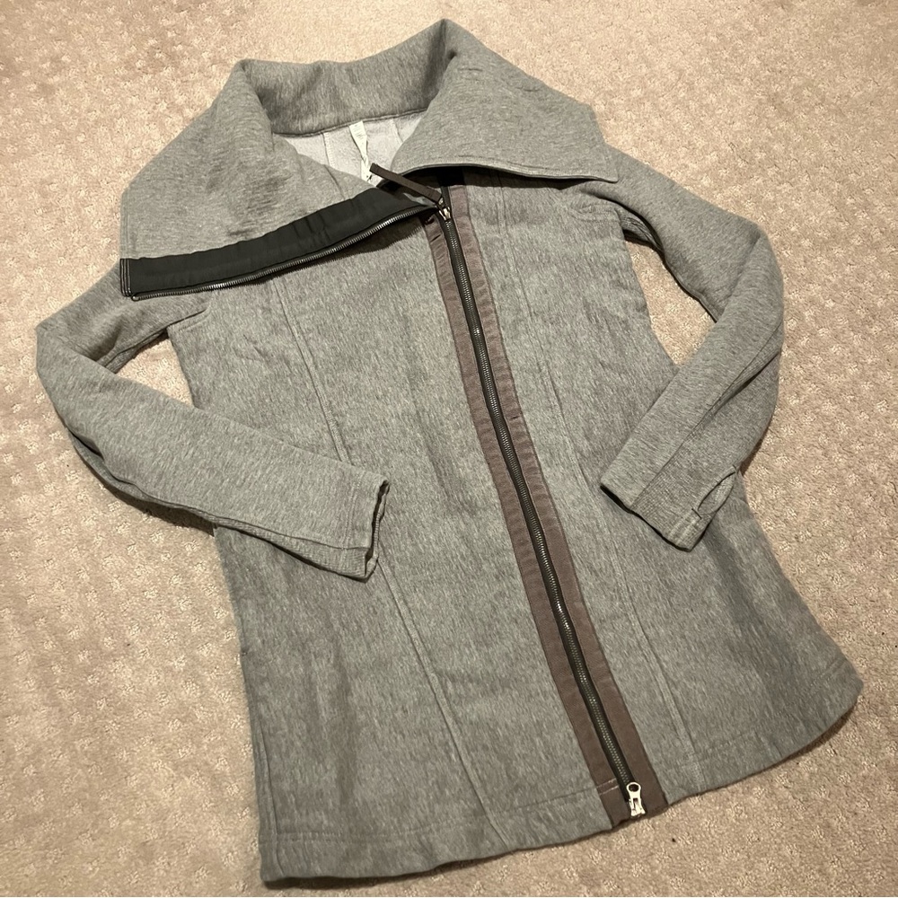 lululemon athletica Gray Long Zip Coat